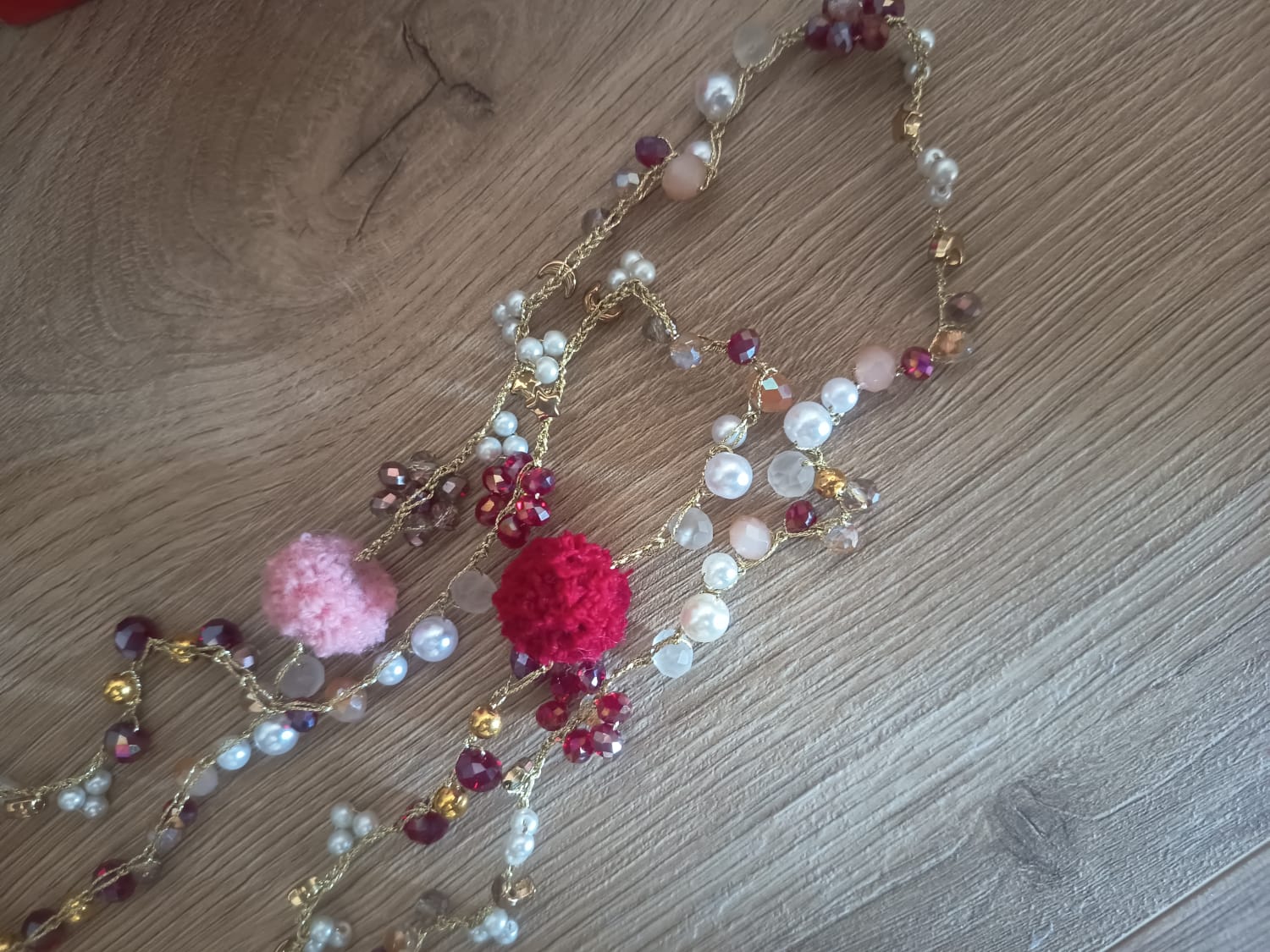 Collana Boho Pompom